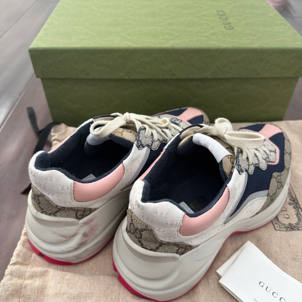 Gucci GG Rhyton Beige White Pink Sneakers Women - Picture 3 of 6